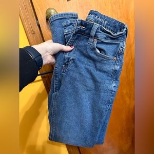 American Eagle mom jean